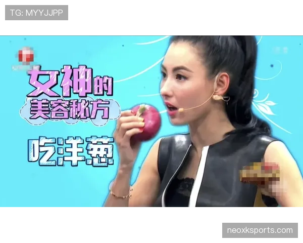 昌雅妮训练完随手啃个苹果,这自律程度真让人无语 昌雅妮训练完随手啃个苹果,这自律程度真让人无语