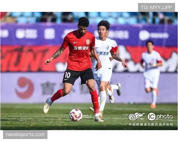 云南玉昆高居中甲榜首向中超联赛资格发起有力冲击 云南玉昆高居中甲榜首向中超联赛资格发起有力冲击